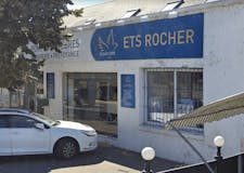 Devanture de Pompes funèbres et Marbrerie Rocher