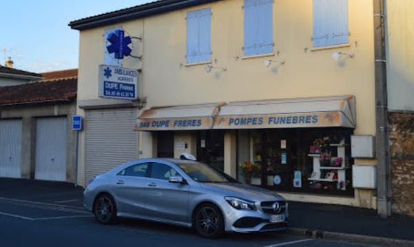 Photographie Pompes Funèbres Dupé Frères de La Rochefoucauld