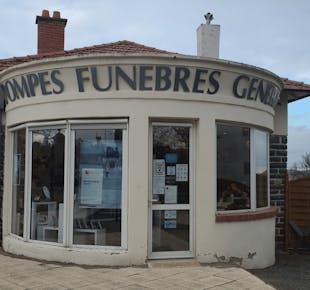 `photo de l'établissement de ${name}`