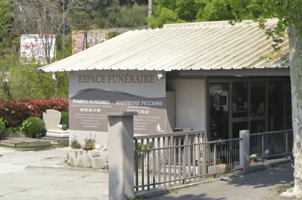 Photographie de l'Assistance Professionnelle du Funéraire de La Trinité