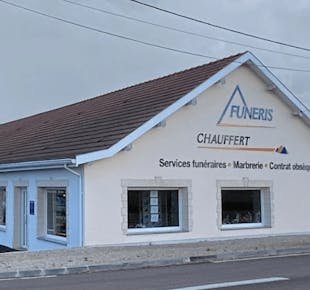 `photo de l'établissement de ${name}`