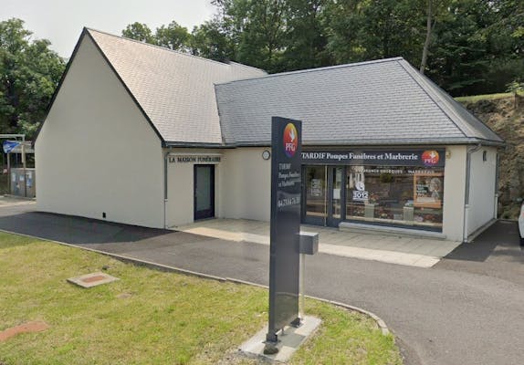 Photographie Pompes Funèbres et Marbrerie TARDIF - PFG de Besse-et-Saint-Anastaise