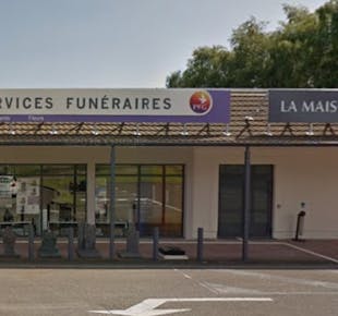 `photo de l'établissement de ${name}`