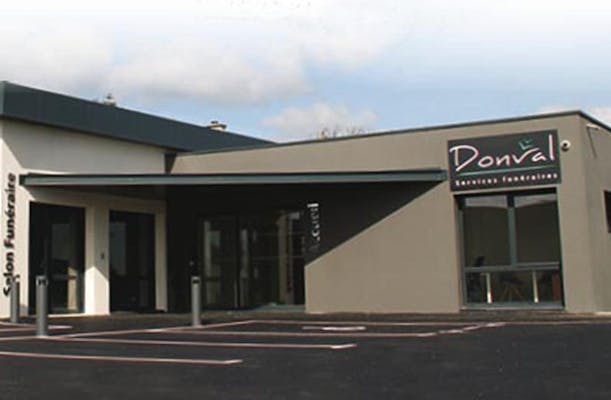 Photographie de Pompes Funèbres Donval de Pont-l'Abbé