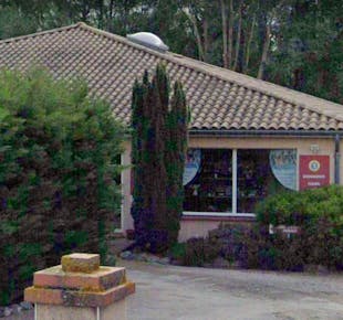 `photo de l'établissement de ${name}`