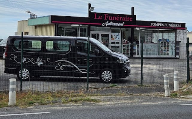Photographie de la Pompes Funèbres Le Funéraire Autrement de la ville de Garat