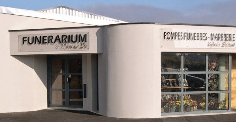 Photographie de la Pompes Funèbres Sylvain Boitard 
de la ville de Plœuc-L'Hermitage