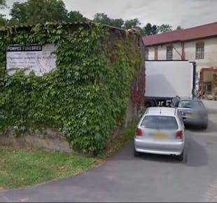 `photo de l'établissement de ${name}`