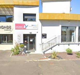 `photo de l'établissement de ${name}`