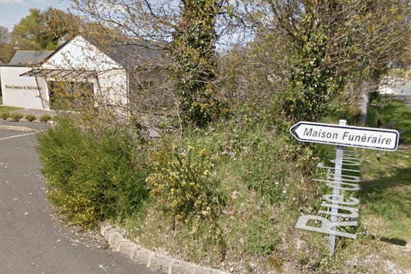 Photographie de la Pompes Funèbres Robin Garandel-Chauvel de la ville de Maël-Carhaix