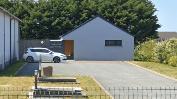 Photographie Pompes Funèbres Leneveu de Créances