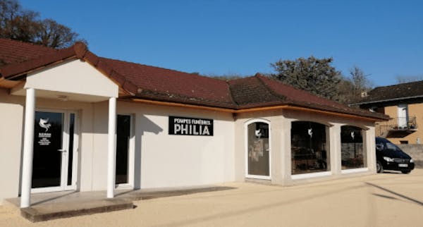 Photographie Pompes Funèbres Philia de Saint-Benoît