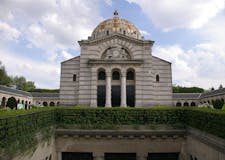Devanture de Crématorium de Père Lachaise