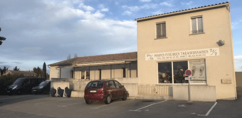 Photographie Pompes Funèbres Tarasconnaises Tarascon