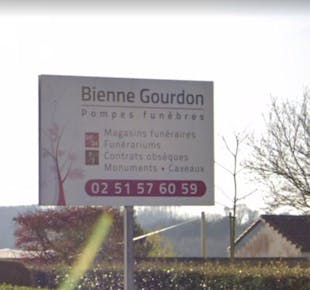 `photo de l'établissement de ${name}`