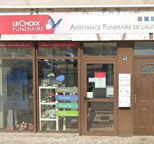 `photo de l'établissement de ${name}`