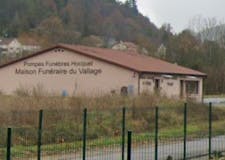 Devanture de Pompes Funèbres Hocquet