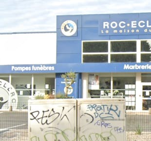 `photo de l'établissement de ${name}`