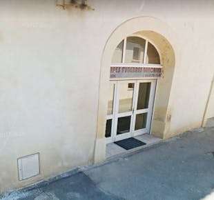 `photo de l'établissement de ${name}`