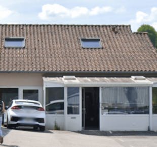 `photo de l'établissement de ${name}`