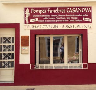 `photo de l'établissement de ${name}`