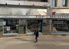Devanture de Pompes Funèbres Top Beghin