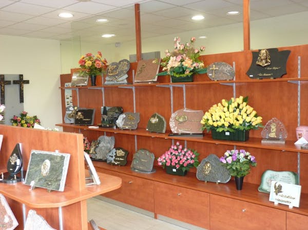 Photographie de Pompes Funèbres Glet de Montreuil-sur-Ille