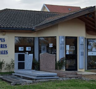 `photo de l'établissement de ${name}`