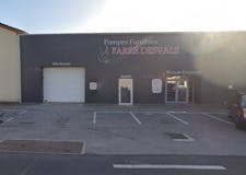 Devanture de Pompes Funèbres et Marbrerie Farre Desvals