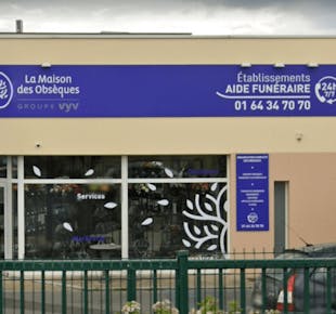 `photo de l'établissement de ${name}`