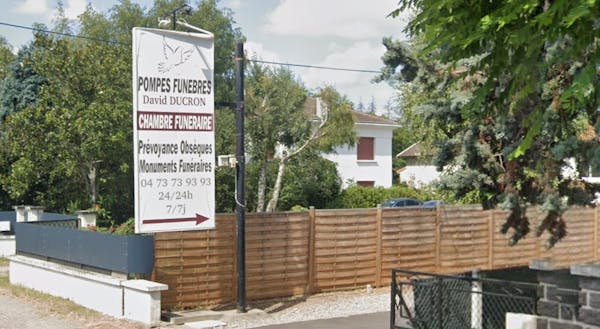 Photographie Pompes Funèbres Marbrerie DUCRON de Lezoux