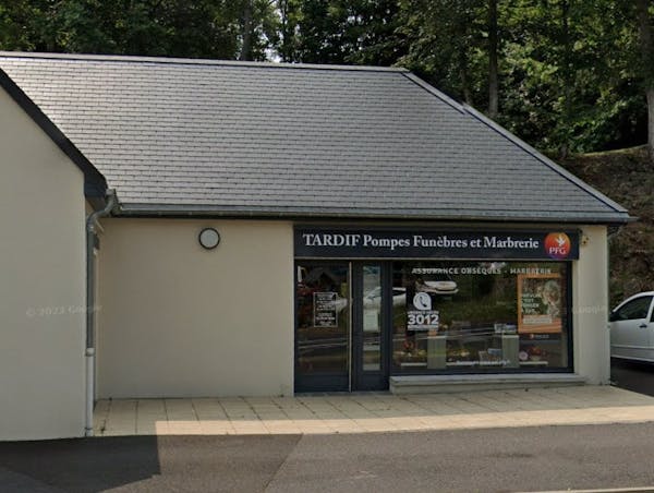 Photographie Pompes Funèbres et Marbrerie TARDIF - PFG de Besse-et-Saint-Anastaise
