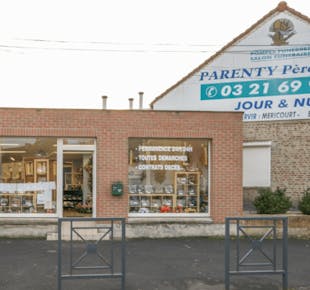 `photo de l'établissement de ${name}`