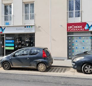 `photo de l'établissement de ${name}`