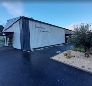 `photo de l'établissement de ${name}`