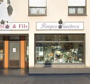 `photo de l'établissement de ${name}`