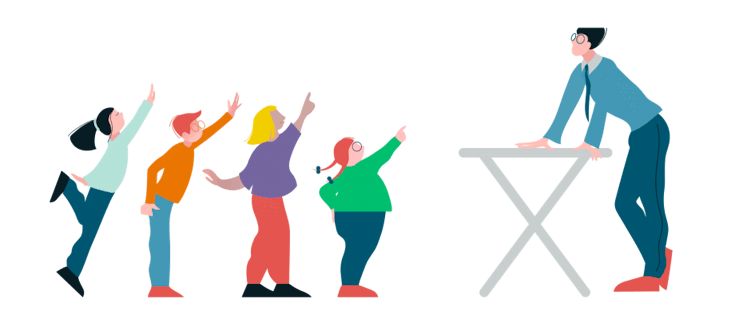 Lehrer steht über einen Tisch gebeugt vor sich meldenden SchülerInnen