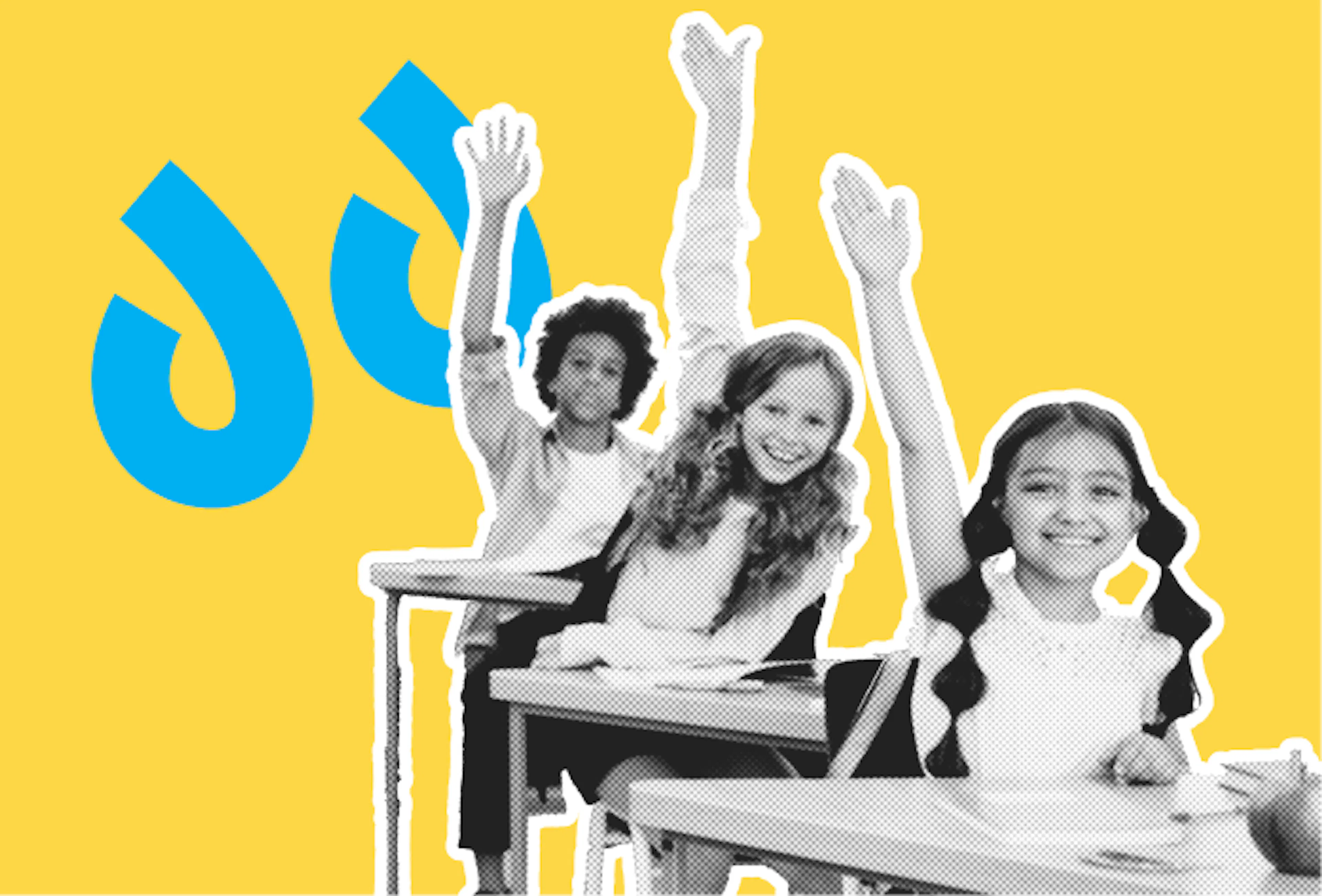 Drei Kinder im Klassenraum heben motiviert die Hand zum Antworten.