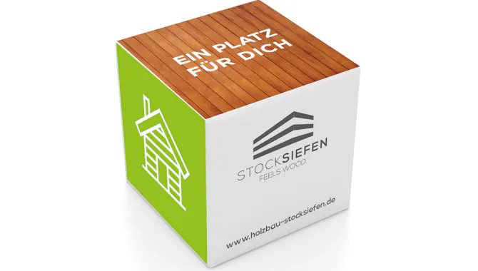 Sitzwürfel im Holzdesign des Unternehmens Stocksiefen - Handwerk Marketing von der Meisterstück Agency aus Köln.