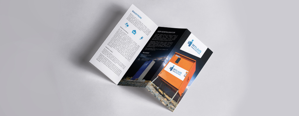 Eine Broschüre individuell designed mit dem neuen Logo von dem Unternehmen Mylius - Social-Media Marketing Handwerk, Meisterstück Agency, Köln
