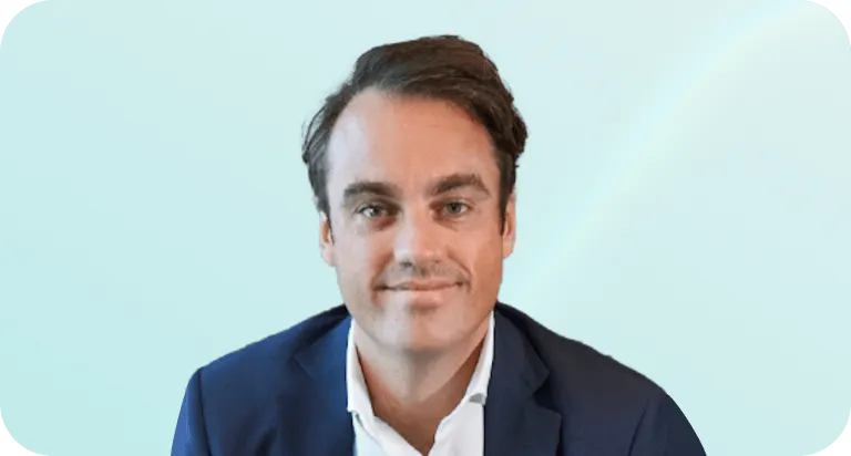 Headshot of David Hickey, Executive Director, APAC at Meltwater