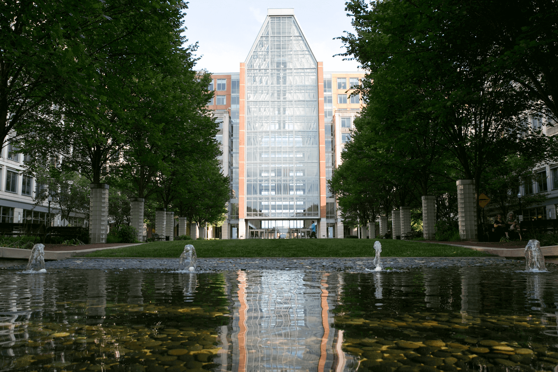 The USPTO headquarters for a Meltwater customer story.