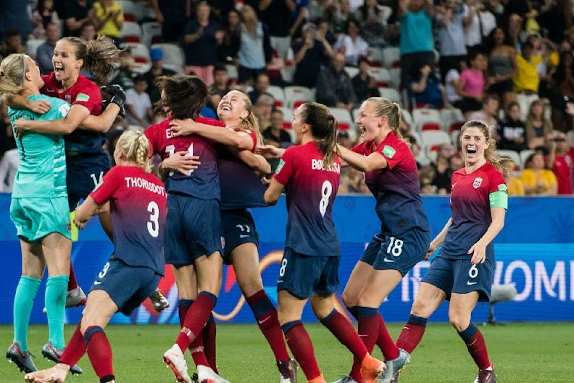 Photo of Norway's Football Federation (NFF) team cheering