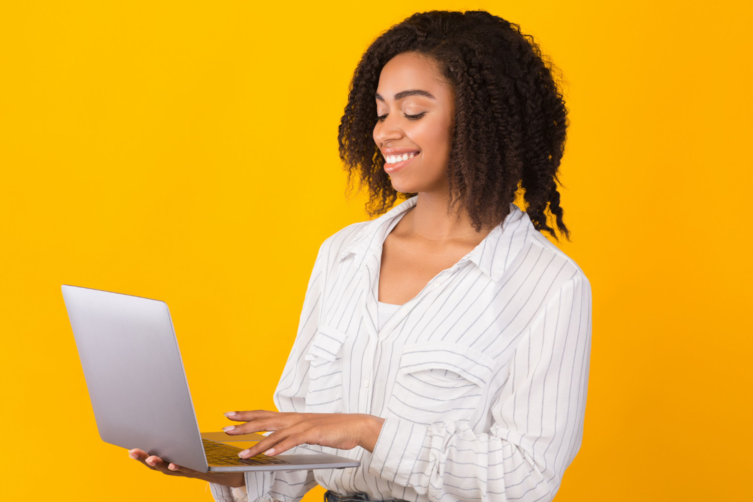 Une pro du marketing qui analyse son impact média