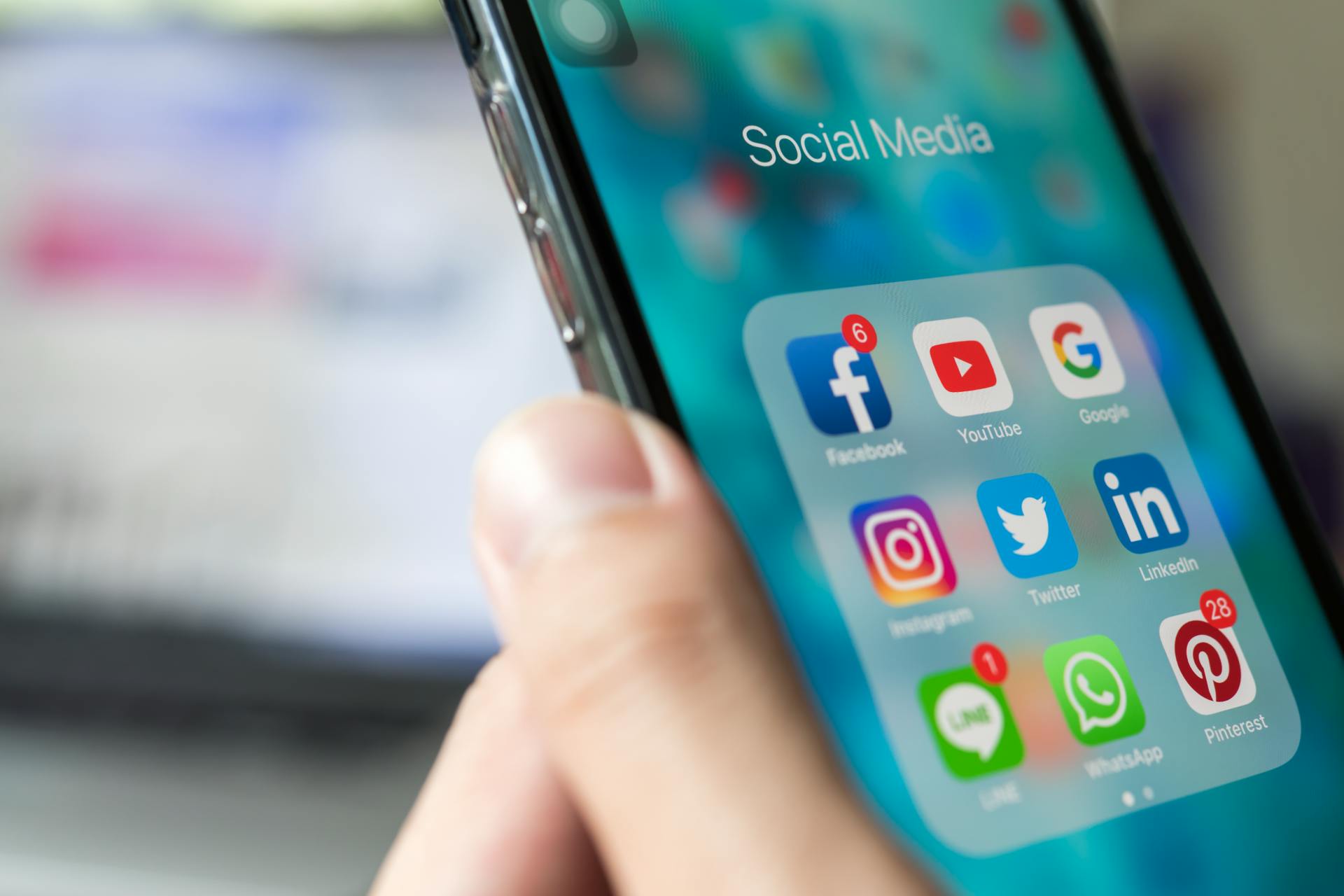 攻めの広報はどう広報効果を社内報告してる コツはソーシャルメディア