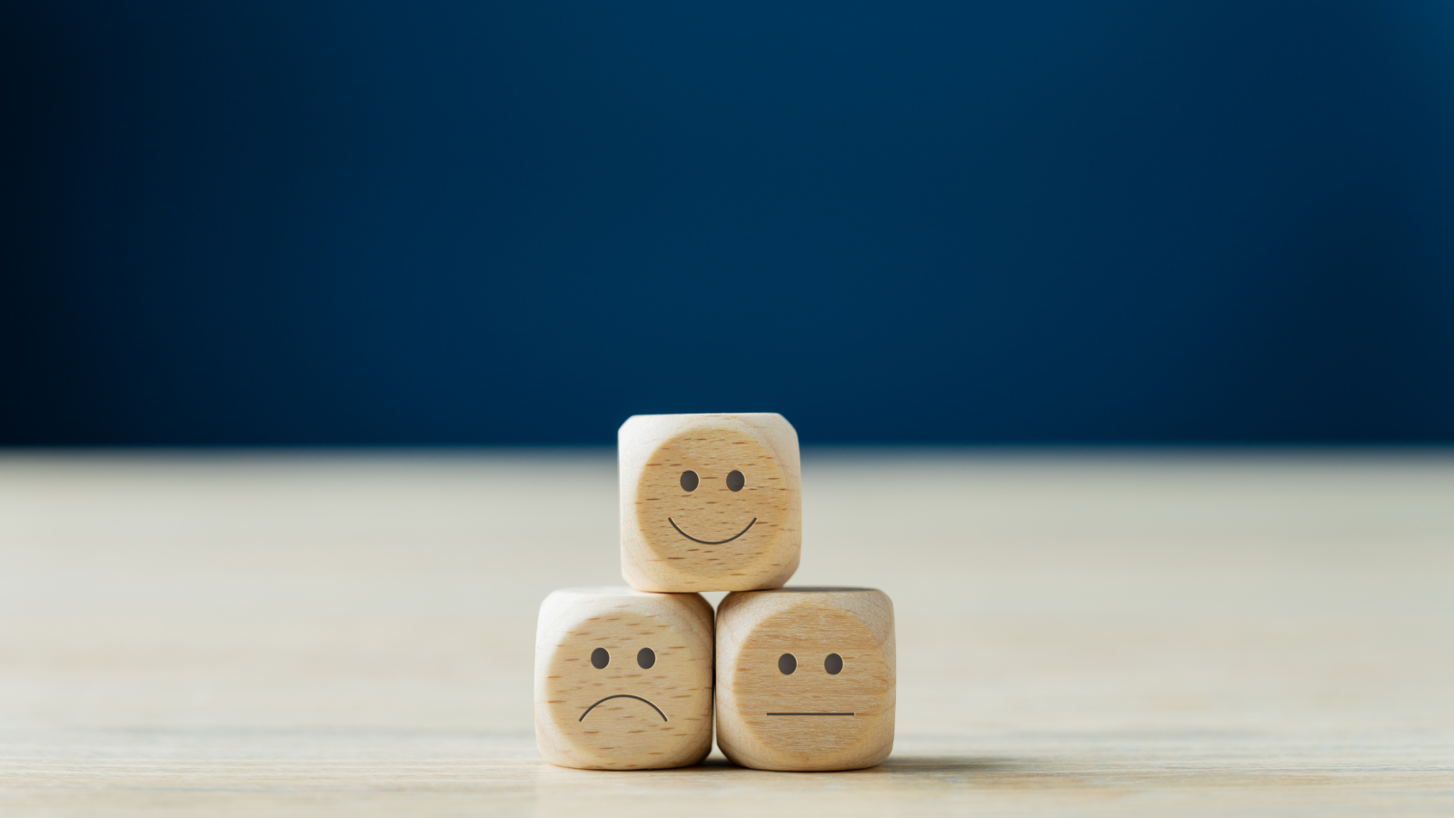 3 dés avec des réactions