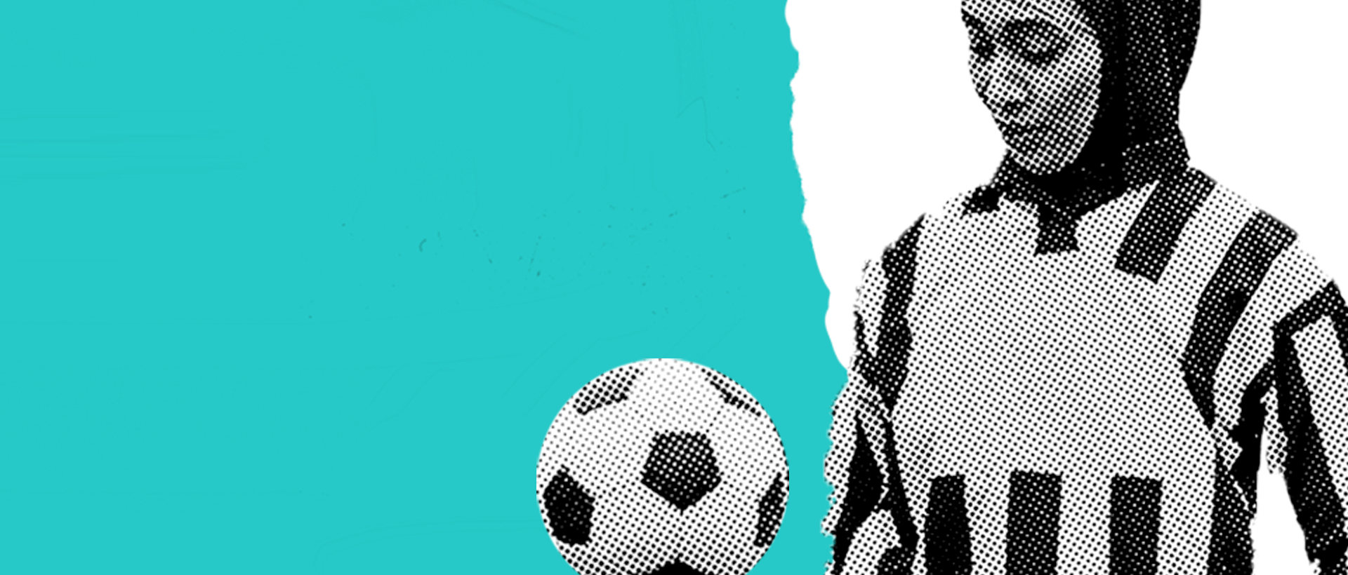 Femme voilée qui joue au football