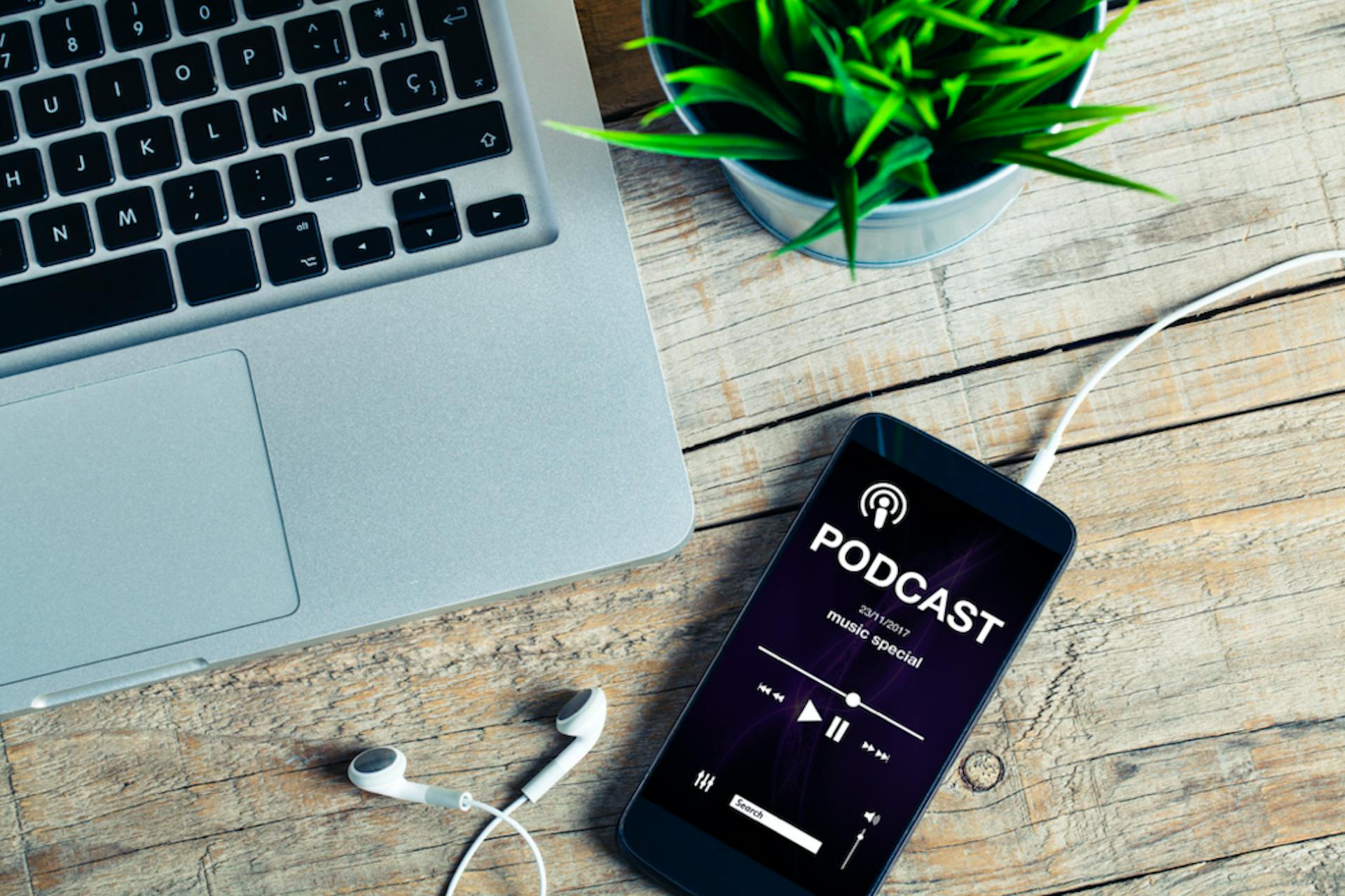 10 Podcasts To Help You Get Better At Pr