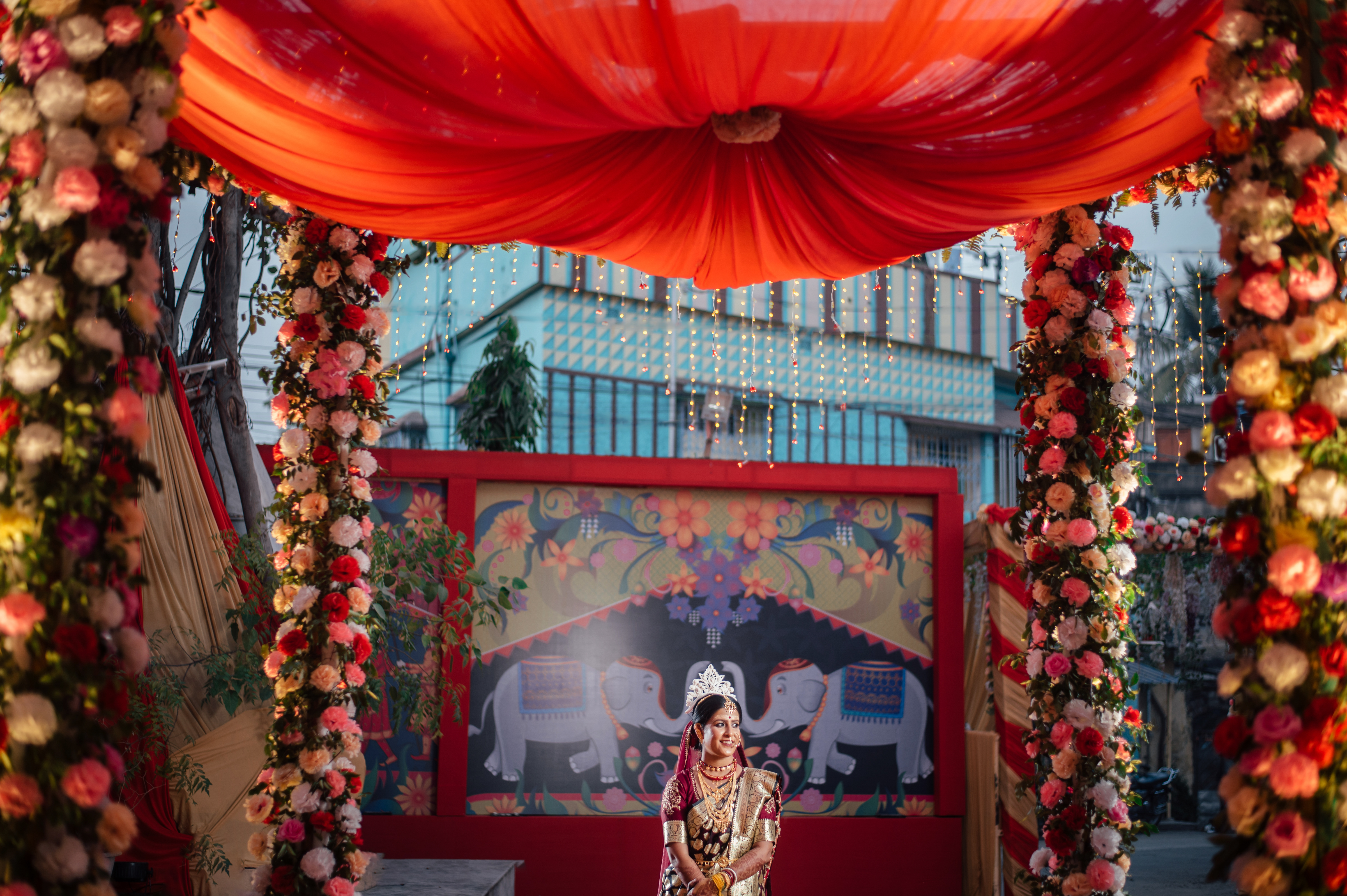 trending bridal pose