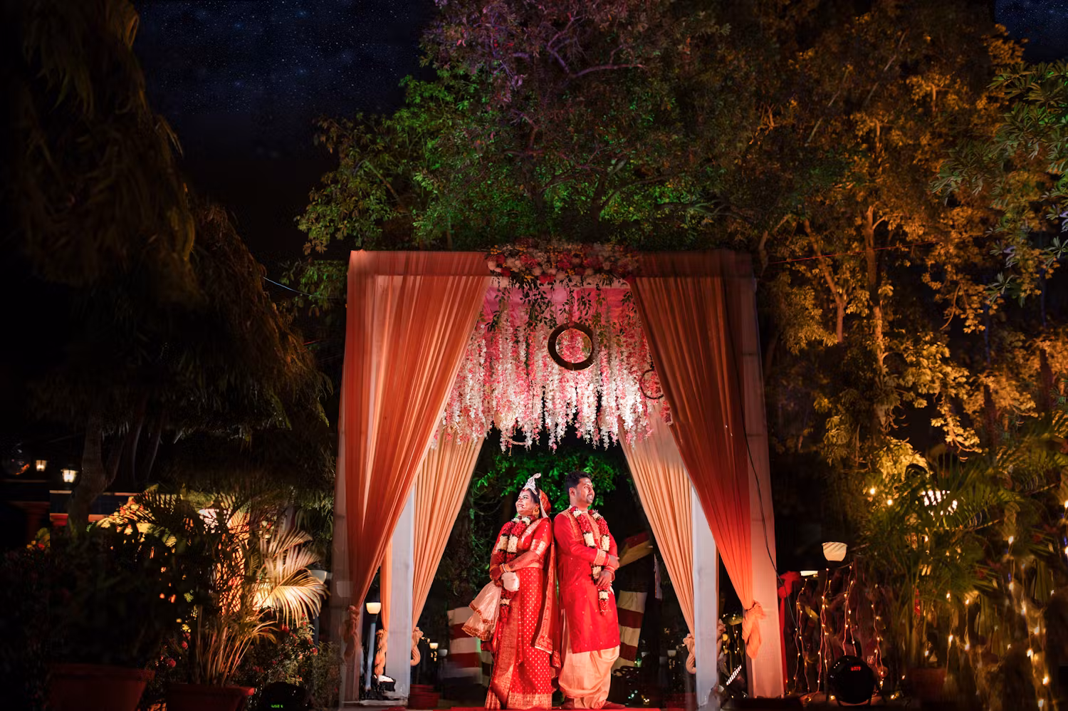 Wedding photography of Bengali couple pic